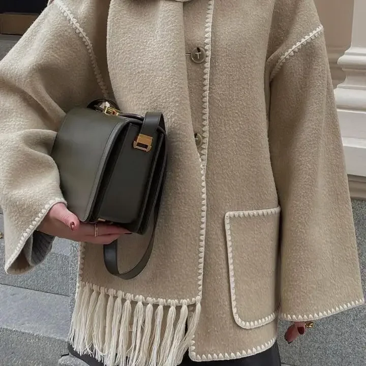 Manteau à manches longues avec écharpe pour femme, veste de rue pour femme, poche, simple boutonnage, mode automne et hiver, nouveau, 2023