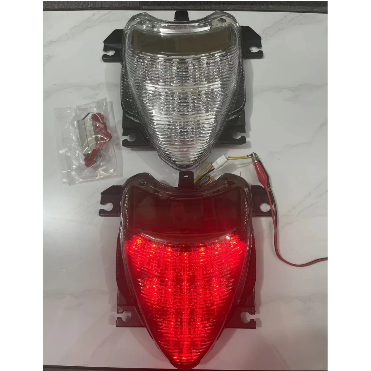Dla Suzuki Boulevard M109R Lnirvoer 1800 2006-2015 2007 2008 2009 2010 tylne światło kierunkowskazy hamulca zintegrowane światło LED