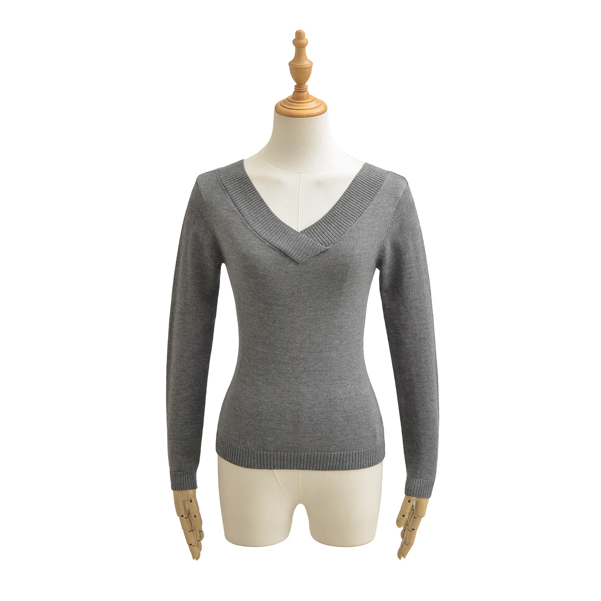 

Топ с V-образным вырезом и длинными рукавами, с открытыми плечами, из мягкого трикотажа с ребристой отделкой, облегающего кроя, идеально подходит для стильных повседневных образов ENWB