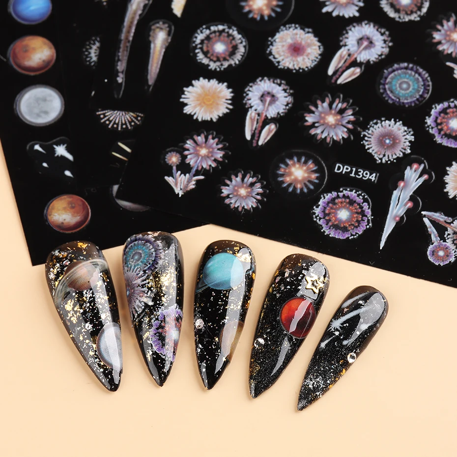 Raum Galaxy Planet 3D Nagel Aufkleber Feiern Feuerwerk Muster Nagel Design Neue Jahr Klebstoff Slider Nail art Dekoration LEDP1396