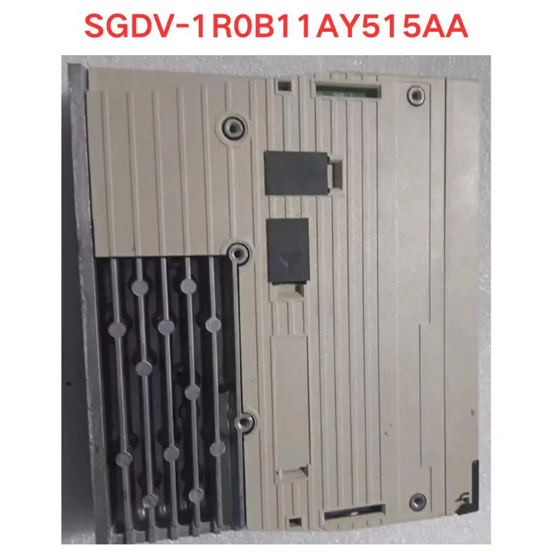 Used OEM disassembled parts SGDV-1R0B11AY515AA Servo driver Functional test OK