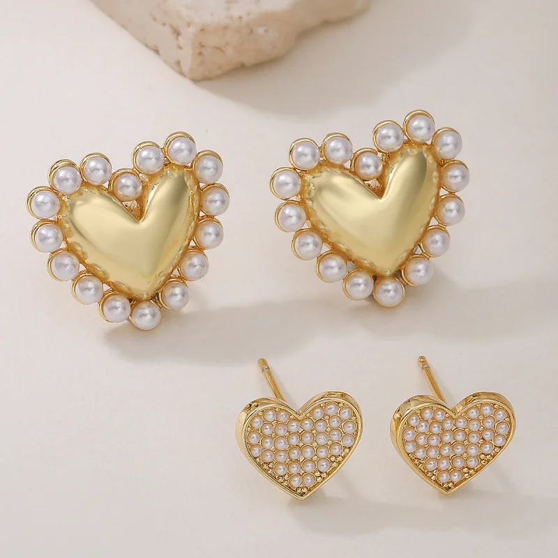 

New Simple Personality Copper Plated 18K Gold Pearl Heart Earrings for Women Fashion Fresh Versatile Ear Jewelry