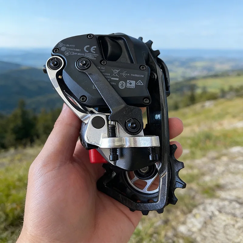 SRAM RED E1 AXS 12速ワイヤレス電子式フロントリアディレイラーロード