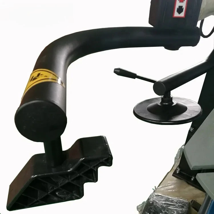 معدات تحميص الإطارات الأوتوماتيكية للسيارات TWB28H