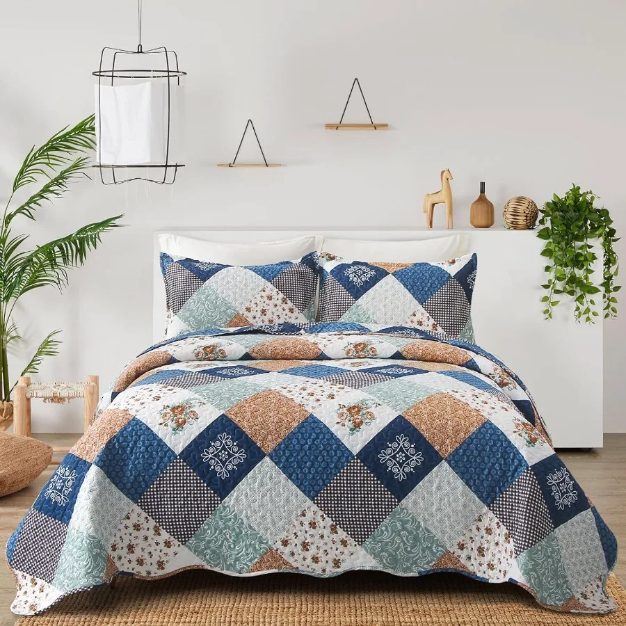 

Reversible Patchwork Quilt Bedding Set Queen Size Blue Green Grey Plaid Floral Pattern Bedspread Set Soft Microfiber Coverlets