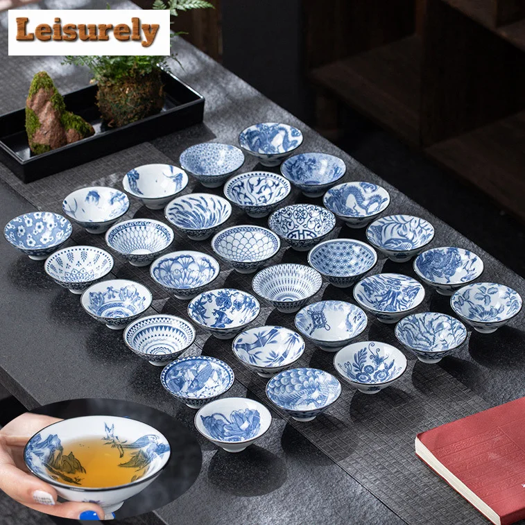 1PCS Blue and White Porcelain Cone Teacup Anti Scaling Hand-painted Ceramic Tea Bowl Travel Meditation Cup Chinese Tea Set 65ml