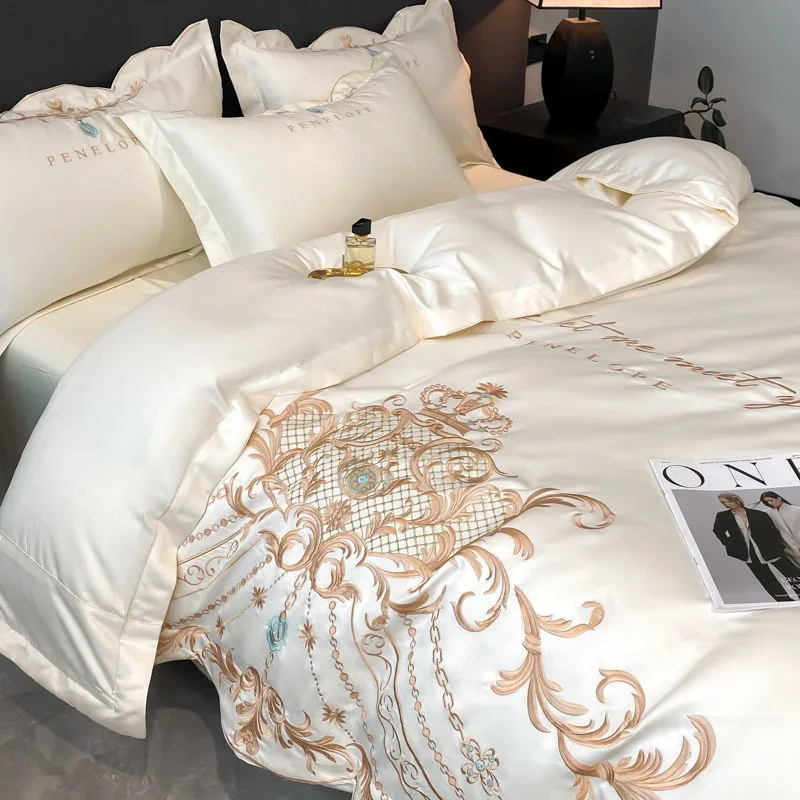 High Quality Ice Silk Cotton Bedding Set OEM ODM European Style Four Piece Bed Sheet Set With Embroidery