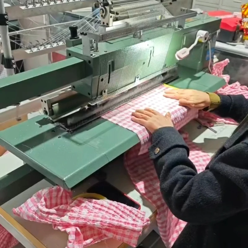 Sewing machine 119-needle multi-needle machine,