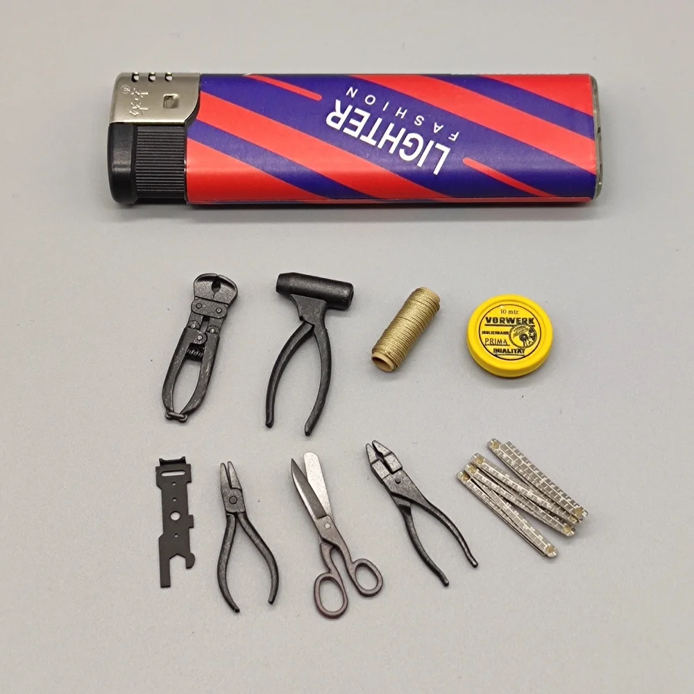 DID D80180 Figurka akcji Żołnierz Skórzana torba na ramię Sprzęt narzędziowy Akcesoria Łopata Torba Mini Zabawki Model Dla 12" Lalka DIY 1/6