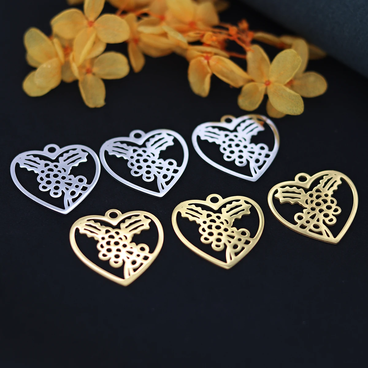 3pcs Grape Birth Flower In Heart Charms Pendants For DIY Dangle Earrings Bracelet Necklace Pendants DIY Jewelry Accessories