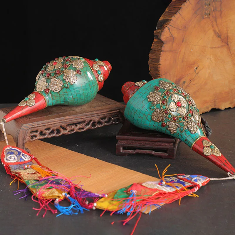 Handmade Conch Trumpet Tibetan Buddhist Decorative Ornaments Conch Shell Trumpet Eight Auspicious Signs Carving Conches