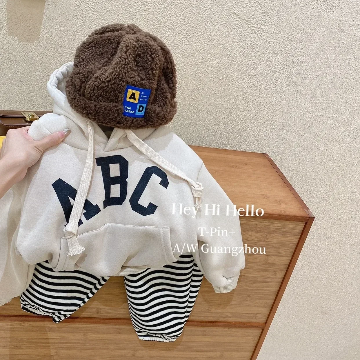 Korean Style Autumn Winter Baby Girls Hoodies Grey Letter Print Pullover Sweatshirts with Pocket Kids Outwears