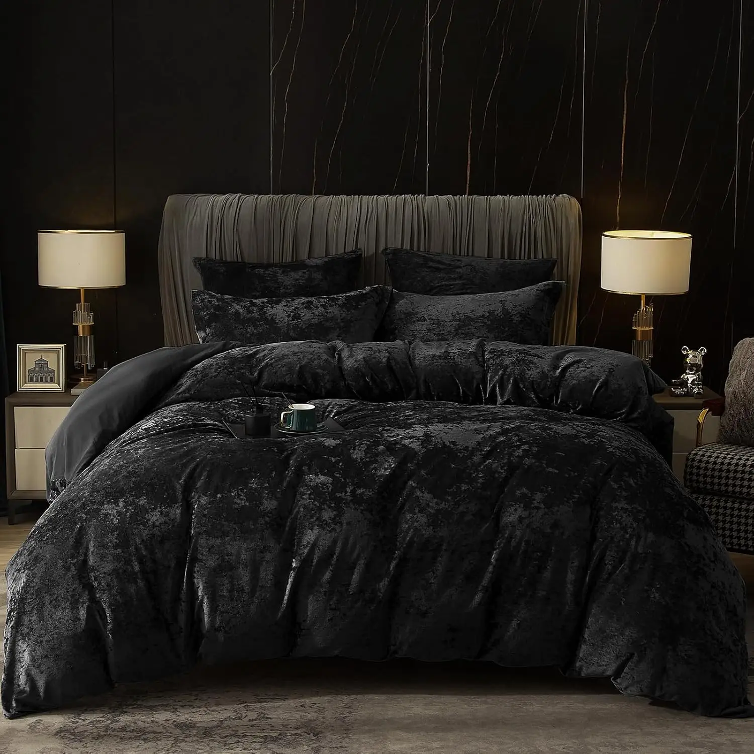 

Queen Size Velvet Duvet Cover Set, 3pcs Ultra Soft Breathable Bedding with Pillow Shams, Black