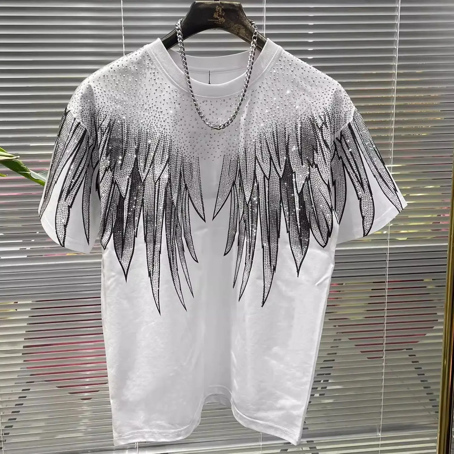 plus Size  with Heavy Embellishment Loose Fit Slimming Effect Women's Short Sleeve T-Shirt