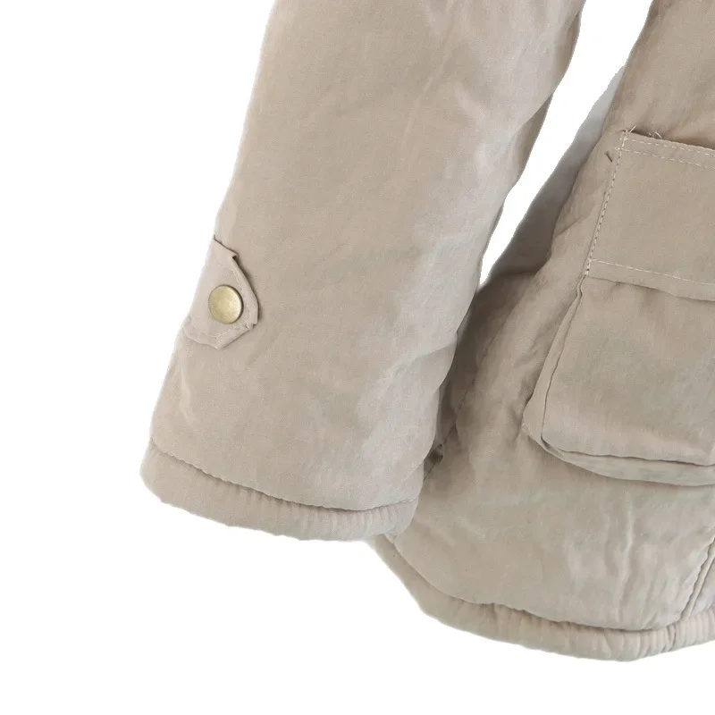 سترة شتوية سميكة للنساء مقاس كبير نمط الشارع مقاس كبير مع قلنسوة معطف قطني متوسط الطول وياقة من فرو الضأن برباط