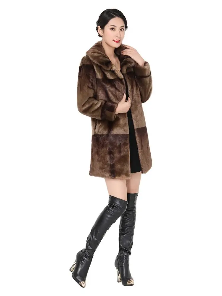 Europa Trend Nerz Pelzmantel Herbst Winter Mittelalter Frauen Nerz Samt mittellanger weicher Pelzmantel Mutter bequemes Outfit