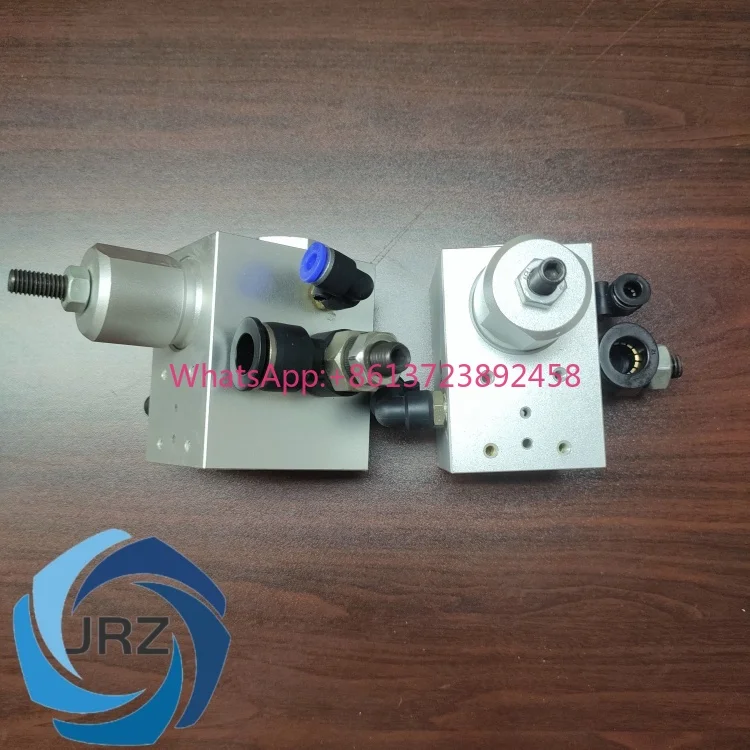 

New Metal Pressure Sensor for Ingersoll Rand Air Compressor Replacement Pressure Transducer 24571309 5VDC