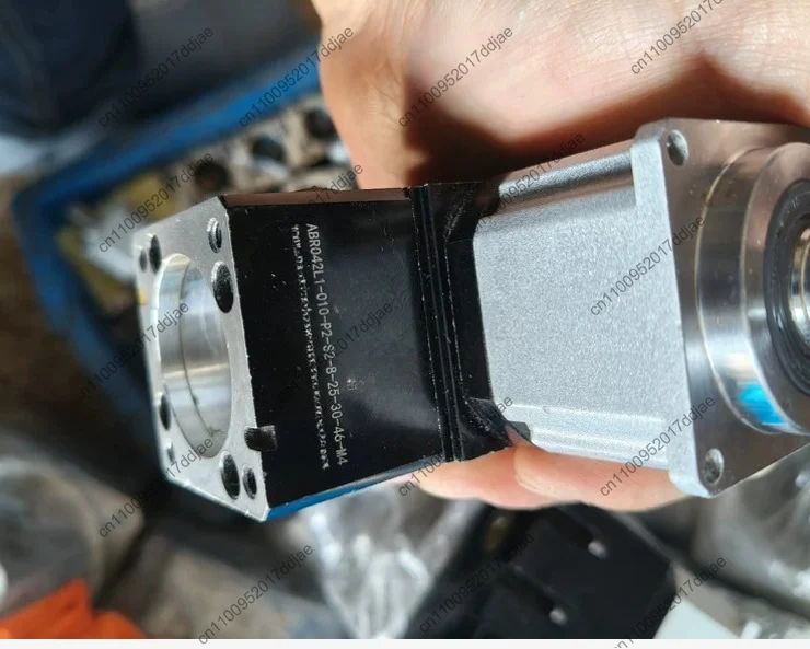 Abr042l1-010-p2-s2-8-25-30-46-m4 right angle planetary reducer type 42 suitable for installing 50w or 100w servo motors