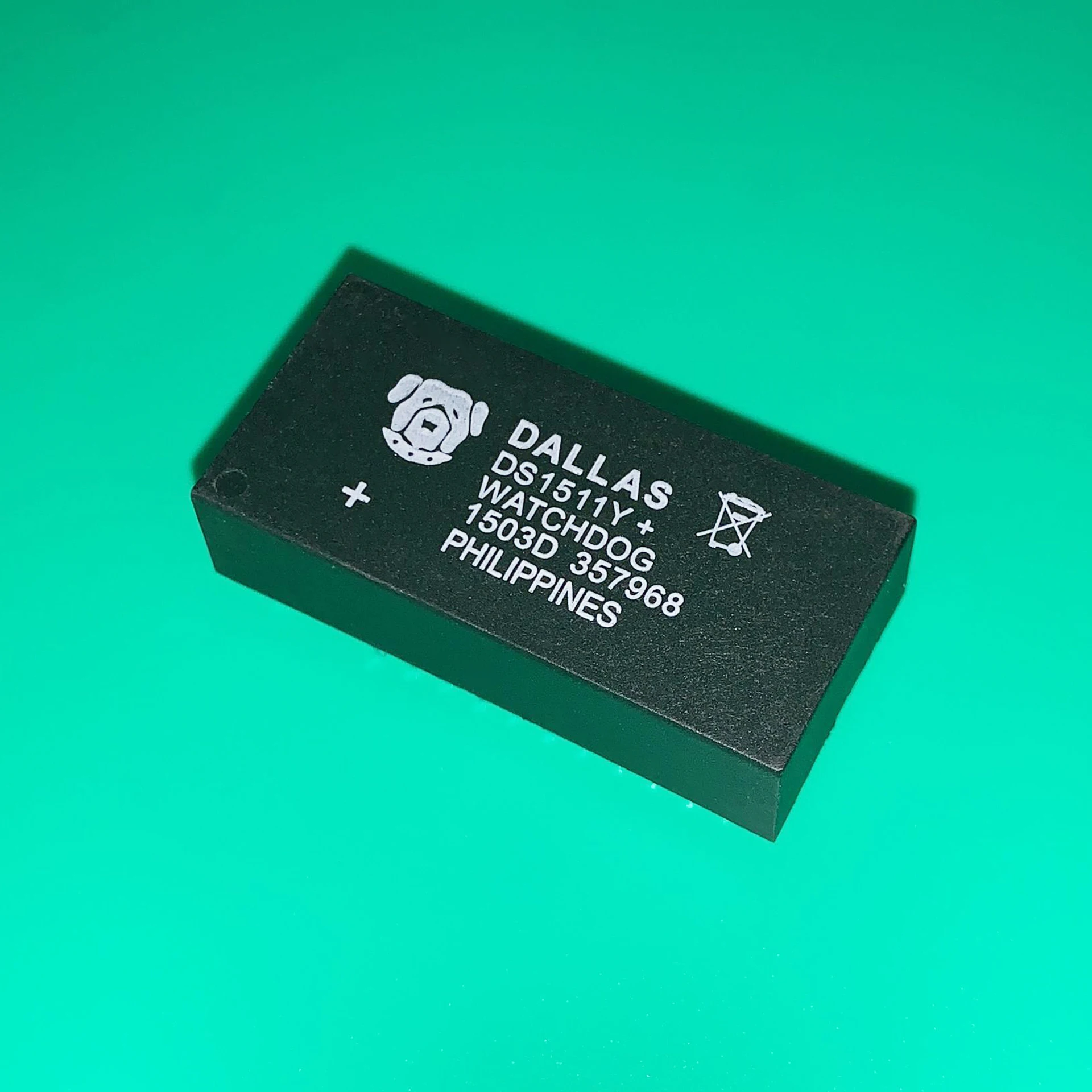 DS1511Y+ DIP28 DS1511 Y IC RTC CLK/CALENDAR PAR 28-EDIP Y2K-Compliant Watchdog Real-Time Clocks DS 1511Y D S1511Y 1511