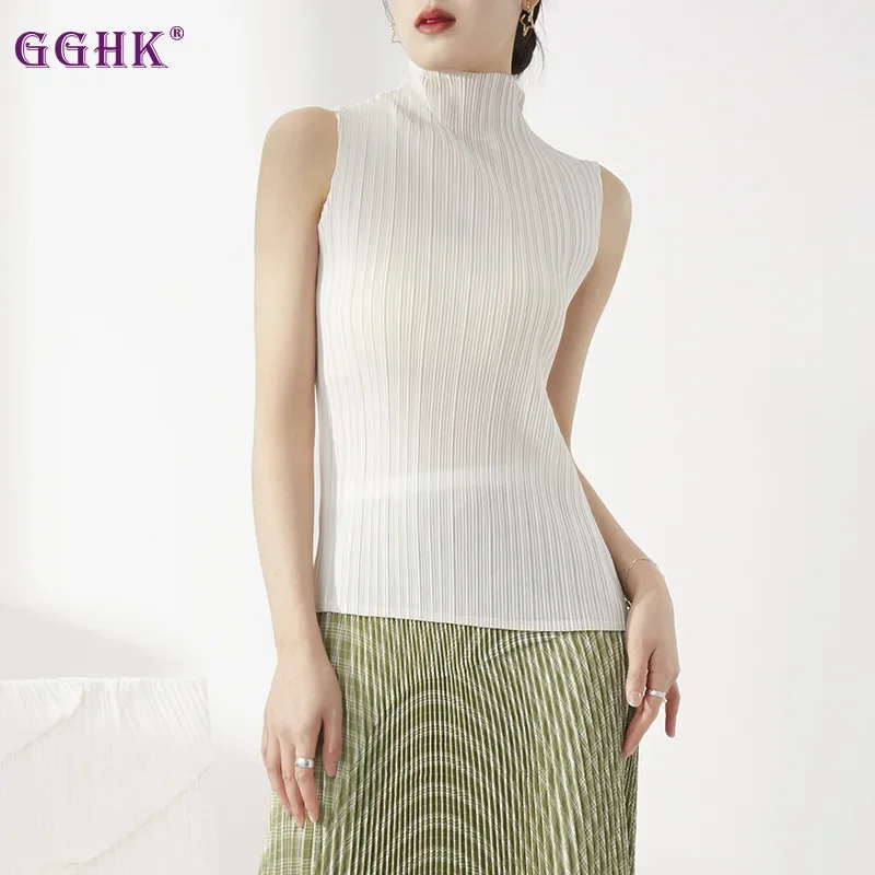 

GGHK 2025 Summer New Women Vest Solid Color Round Neck Sleeveless Slim Design Classic Fashion Casual Female Tops