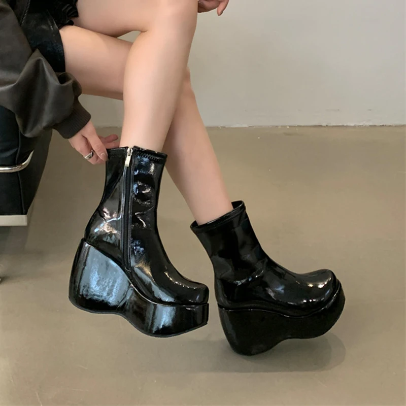 

Modern Boots Women Platform Heels Round Toe Leather Boot Chunky Heels Zipper Designer Block Heel Shoes Fashion Girls Casual Shoe