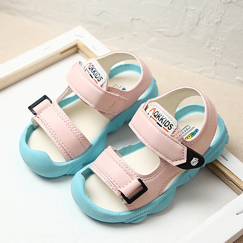 Рисунок 4 - Детские сандалии ULKNN