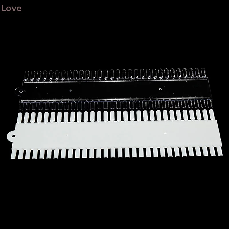 [L&P]60個/セット 付け爪チップ ネイルポリッシュパレットスタンド ショーツール フラットボトム マニキュア ソリッドプラスチック ネイルアートディスプレイツール