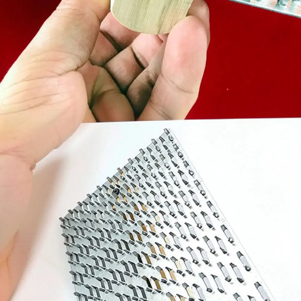 Wall Texture Finishing Tool Toothed Smoothing Plane Carbon Steel Manual Scraper For Efficient Plastering Decoration