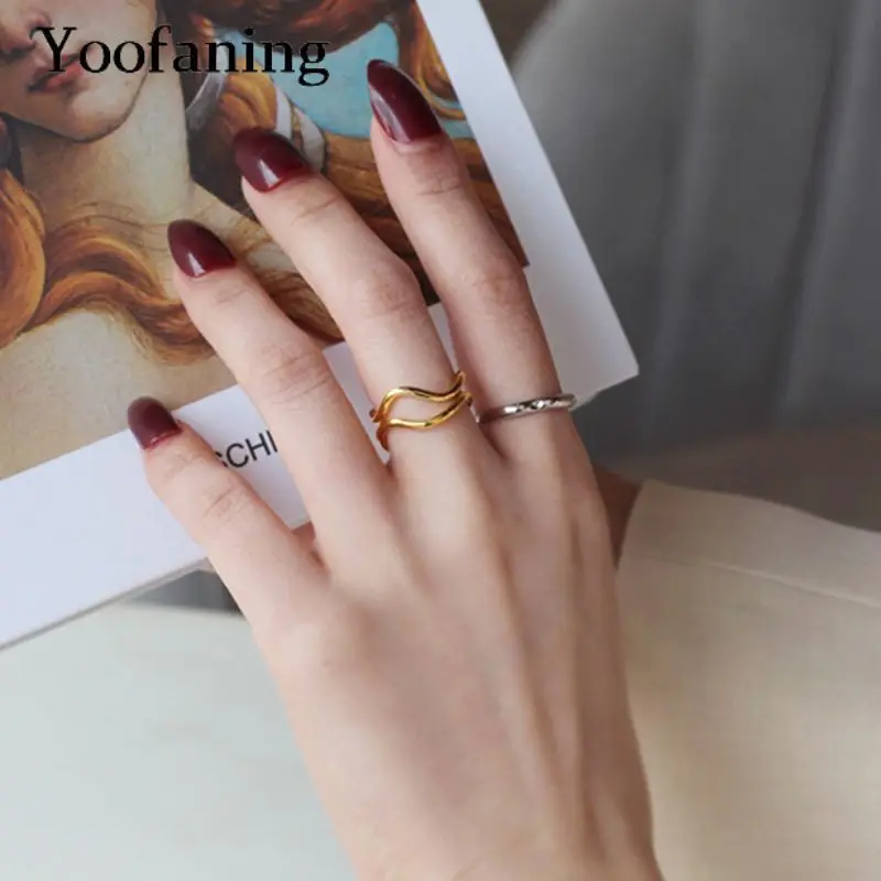 Simple and Fashionable Irregular Wavy Open Slippery noodles Ring Light Luxury Wedding Party Gold and Silver Ring Ccessories Gift