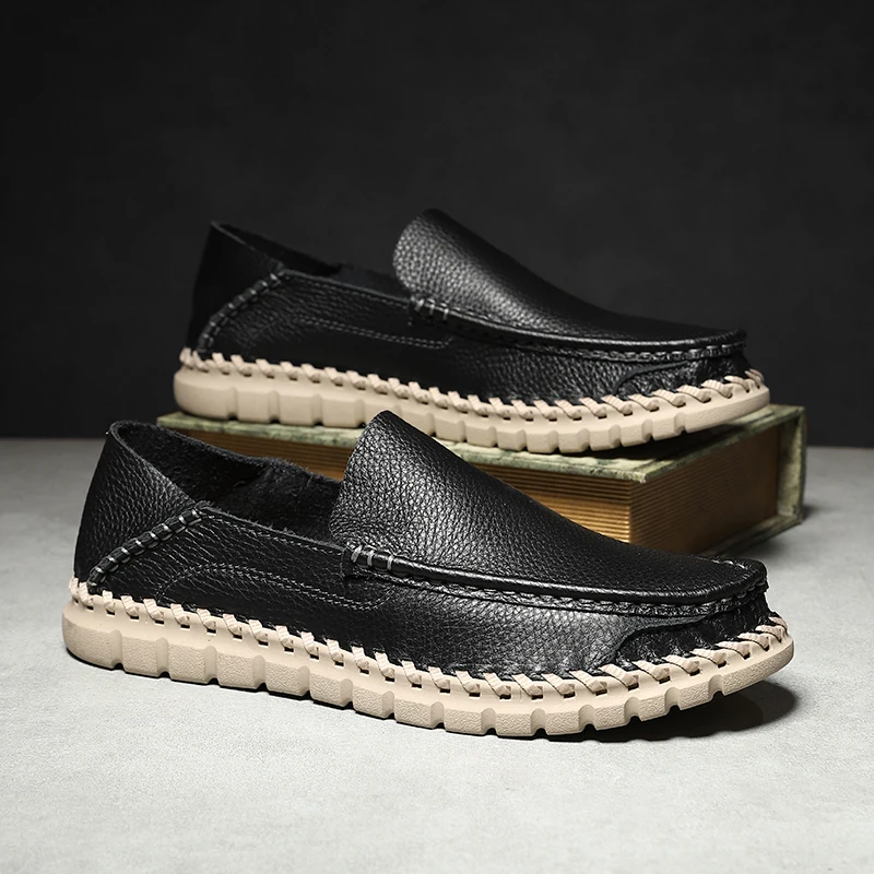 

Flats Bottomed Soft and Comfortable Sports Walking and Travel Shoes Branded Business Men's Leather Shoes Outdoor Leisure Loafers