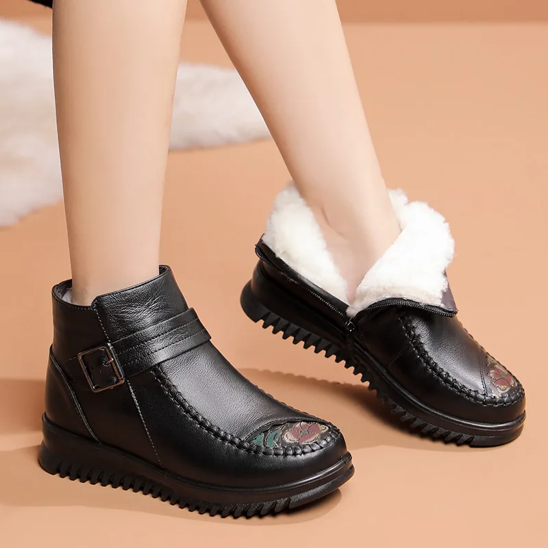 Winter Shoes Genuine Leather Waterproof Women Ankle Boots Lady Soft Warm Fur Slip on Comfortable Flat Booties Casual Ankle Boots