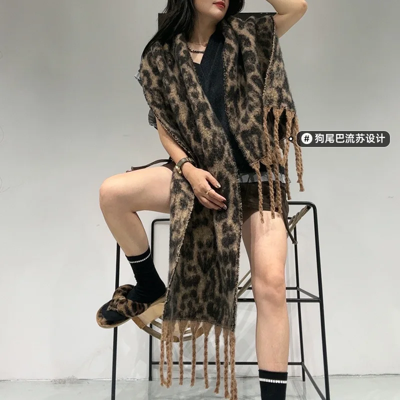 

Retro Bohemian Style Leopard Print Chiffon Scarf - Casual Weekend Travel and Beach Travel Fashionable Decorative Scarf Wh167