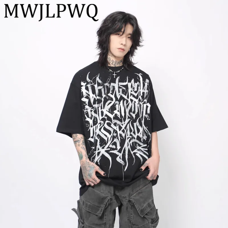 

MWJLPWQ American High Street Design Short Sleeve T-Shirt For Men Summer Loose Trendy Graffiti Printed Design Couple Tops 21081