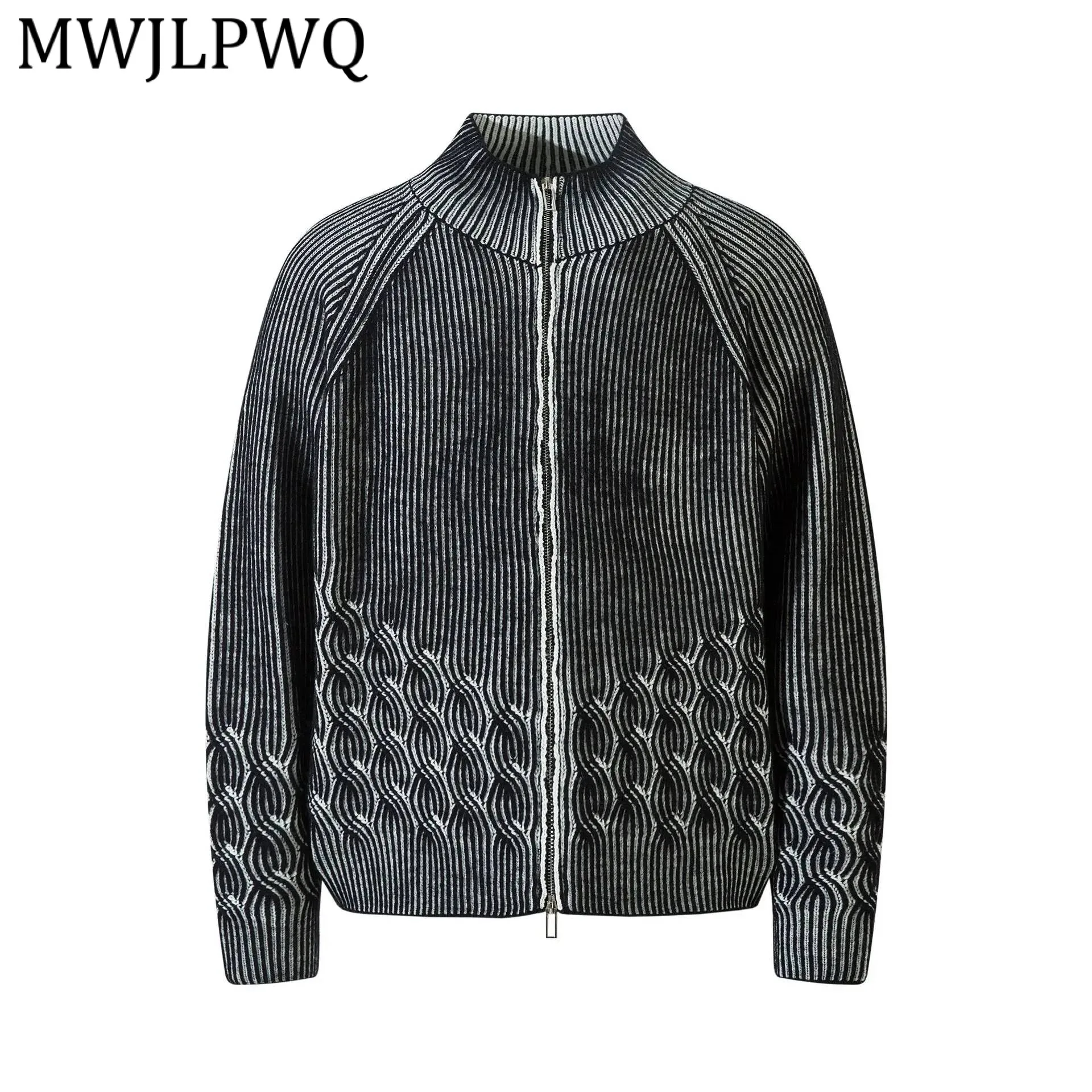 

MWJLPWQ 2026 Spring Men's Street Style Sweater American High Neck Design Long Sleeve Casual Coat Winter Loose New Knitwear 21909