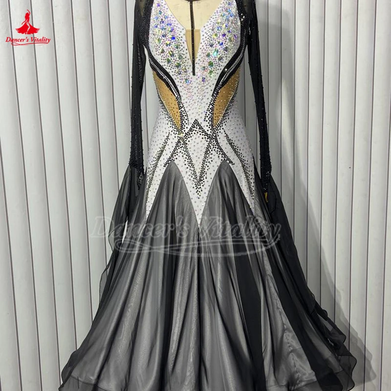 التخصيص الحديثة قاعة الرقص نادي المنافسة القياسية الملابس الفالس فوكستروت التانغو Quickstep طويلة الأكمام فستان محكم من عند الصدر ويتدلى بشكل واسع