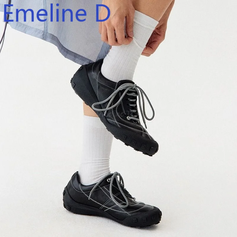 

Lace Up Low Cut Casual Sports Shoes Fashionable and Simple Style Flat Bottom Line Striped Round Toe Versatile Commuting Shoes