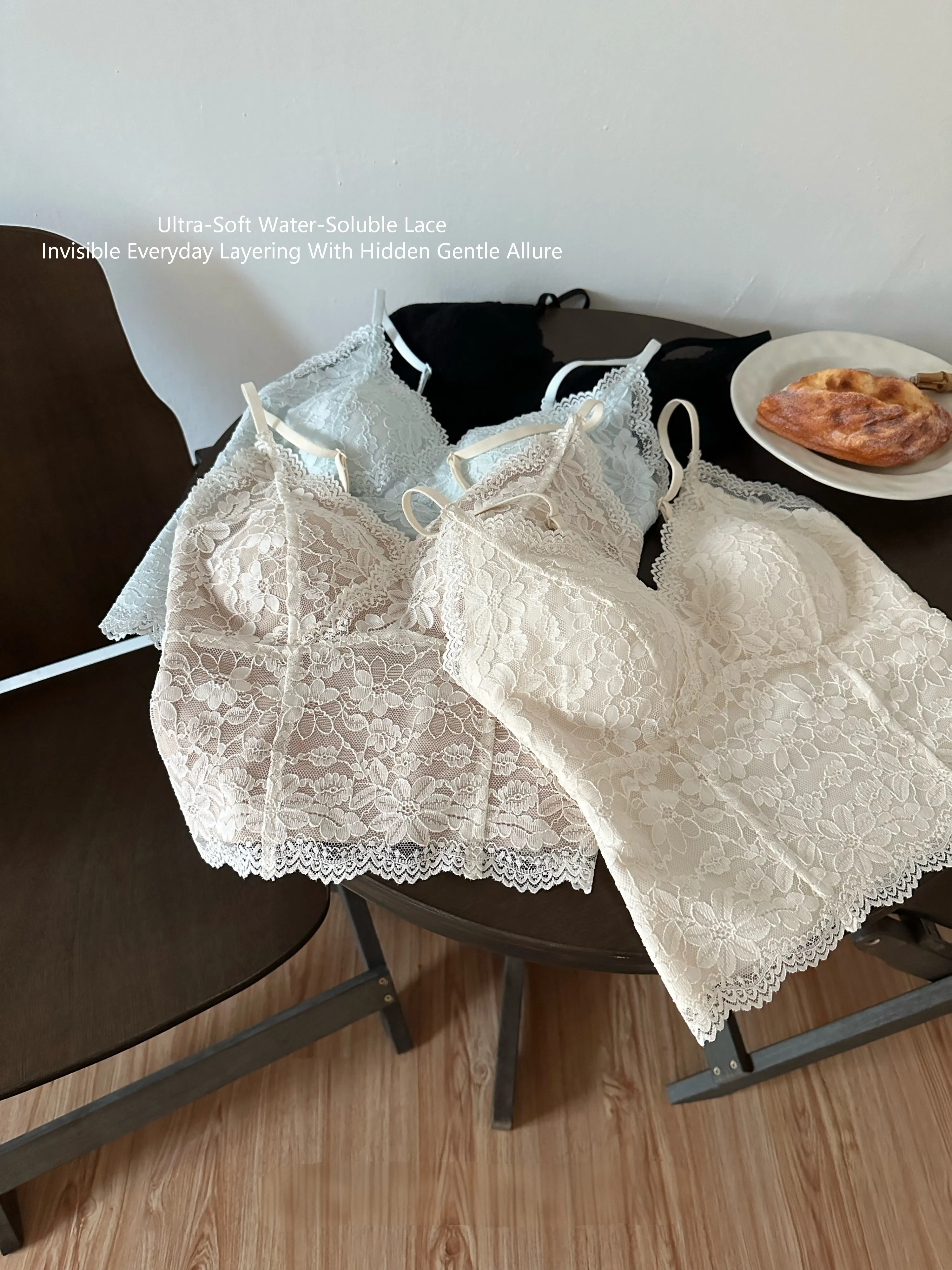 Nahtloses, mit Spitze gepolstertes Cami-Top, kabellose Spaghettiträger, ärmellos, zum Schichten, für den täglichen Gebrauch als Loungewear – Detail 2