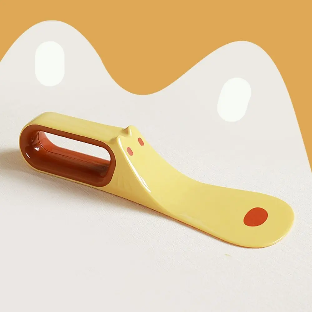 ملاءة سرير بلاستيكية تاكر تصميم مريح توفير العمالة فراش إسفين مصعد عدم الانزلاق الكرتون غطاء سرير المنظم وسادة أريكة