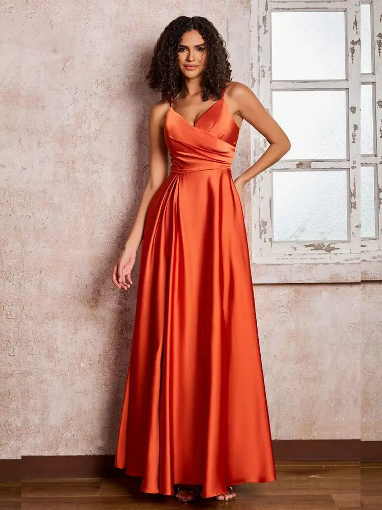 Robes trapèze plissées à col en V avec poches