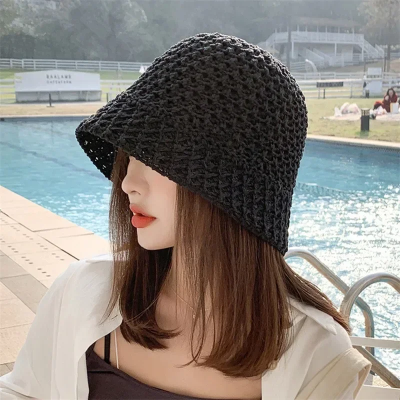 

New Fashion Luxury Bucket Hat Designer Wide Brim Women Bucket Hat Summer Straw Woven Sun Visor Hats Hollow Hat Striped BeachHat