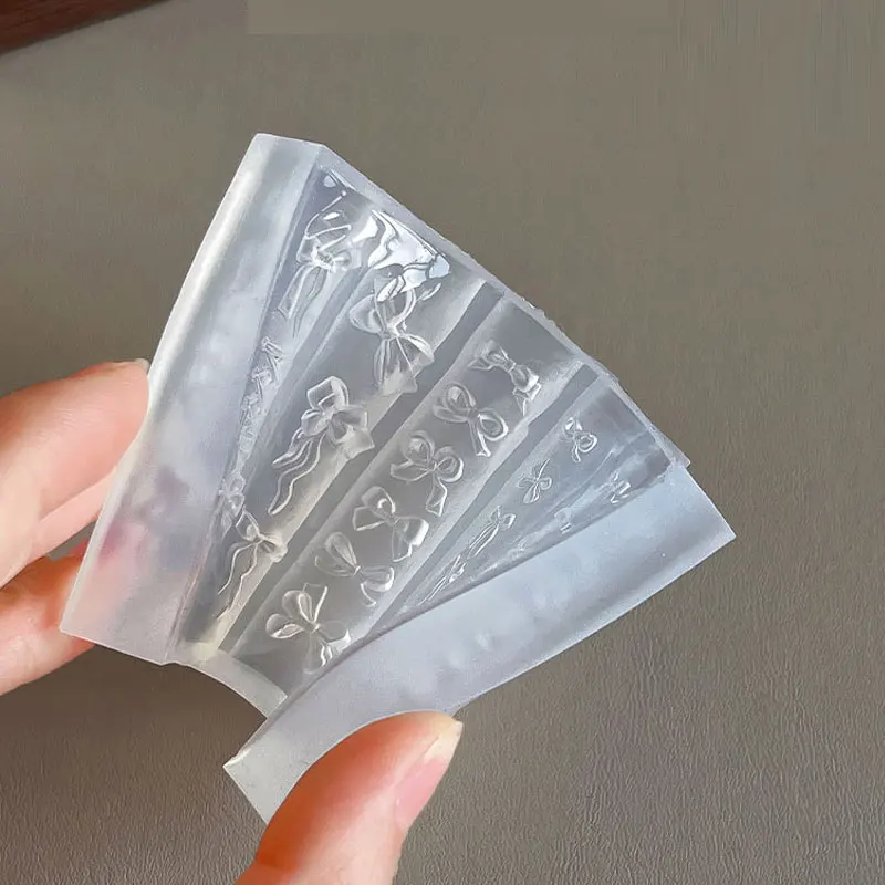 Molde 3D de silicona para decoración de uñas, dibujos animados de Hello Kitty, conejo, oso, tallado en relieve, diseño DIY, piezas de uñas, decoraciones con dijes, herramientas de manicura