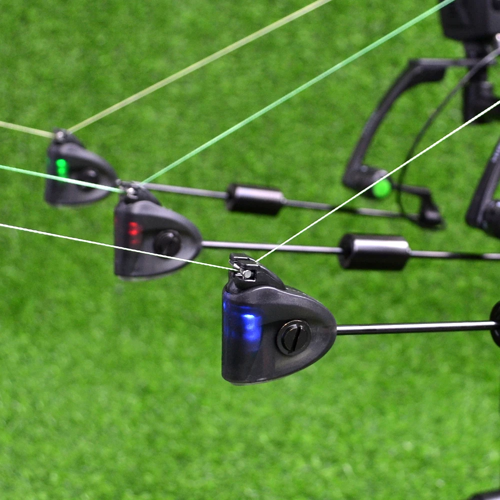 Swingers LED Carpa B2005 – Juego con estuche para alarmas - imagen 3
