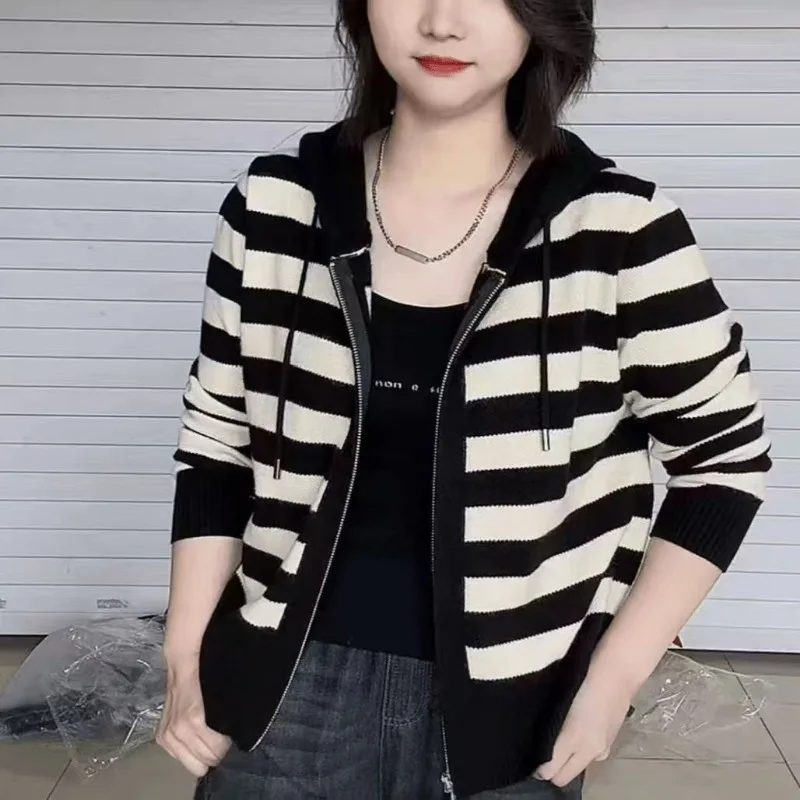 

Весенне-осенняя короткая куртка, свободный модный полосатый свитер с капюшоном на молнии, кардиган, топ