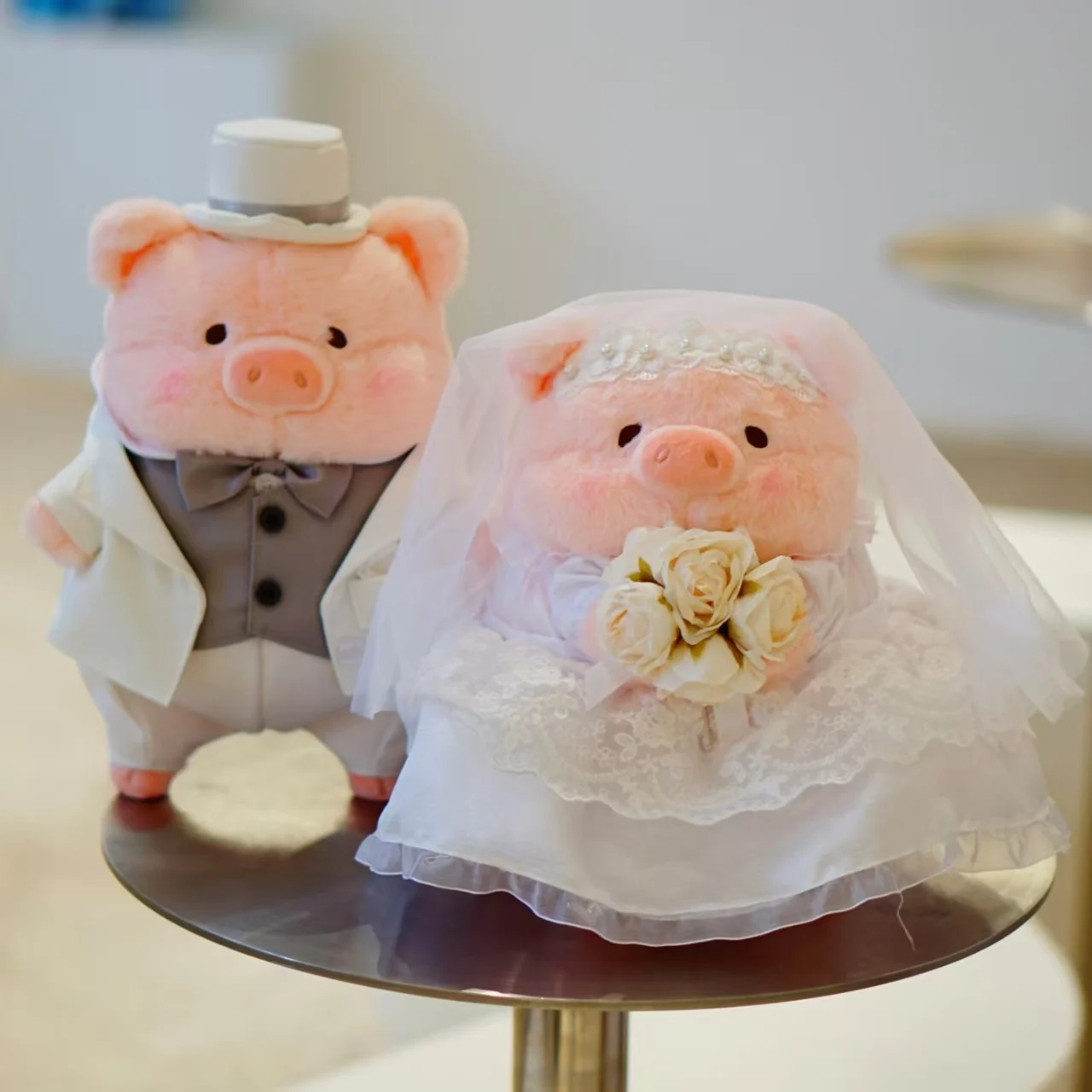 

Мягкие плюшевые куклы Lulu Piggy в западно-китайском стиле для свадьбы, подарок на День святого Валентина, коллекционные аниме-фигурки для пар