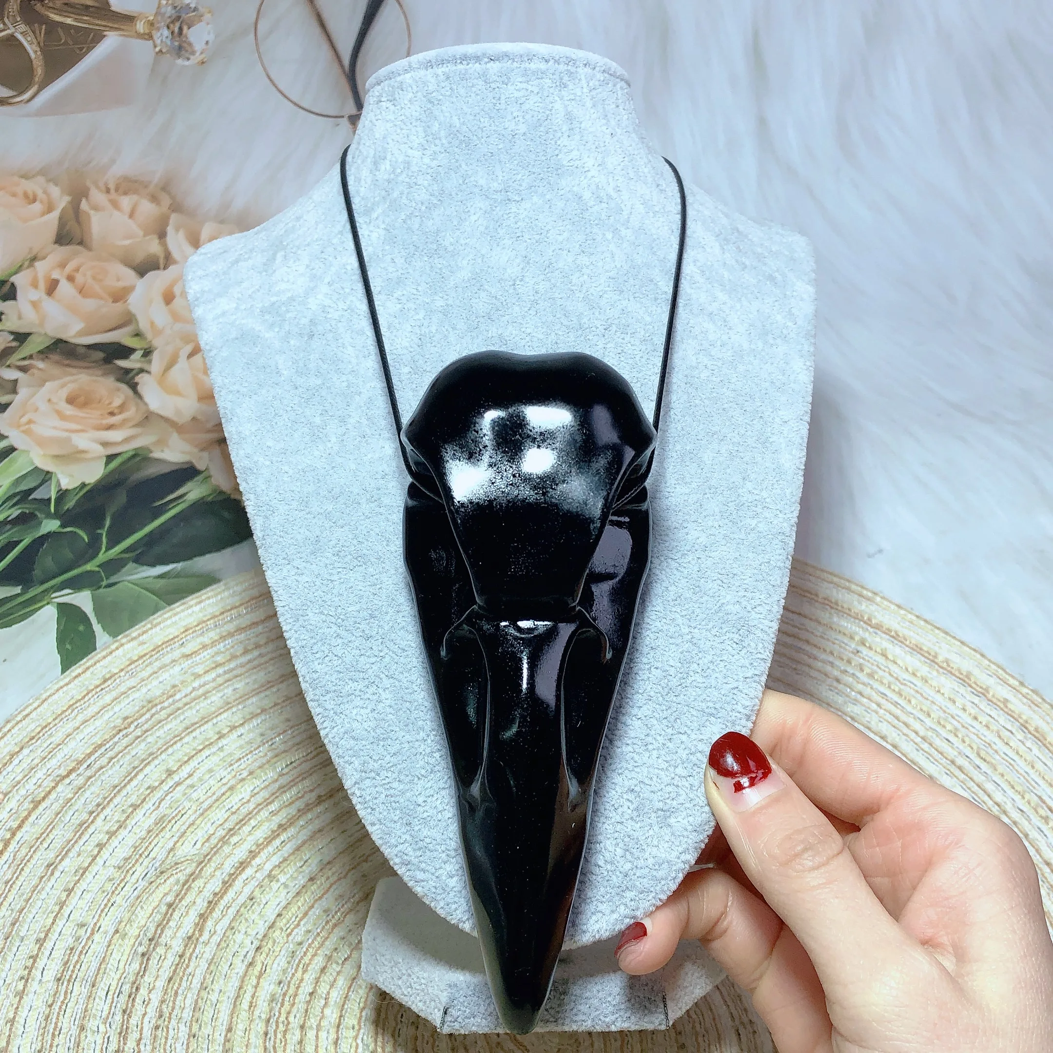 Healing Natural Crystal Large Black Obsidian Raven Crow Hand Carving Gemstones Witchcraft Home Decorations Mineral Rare Gift