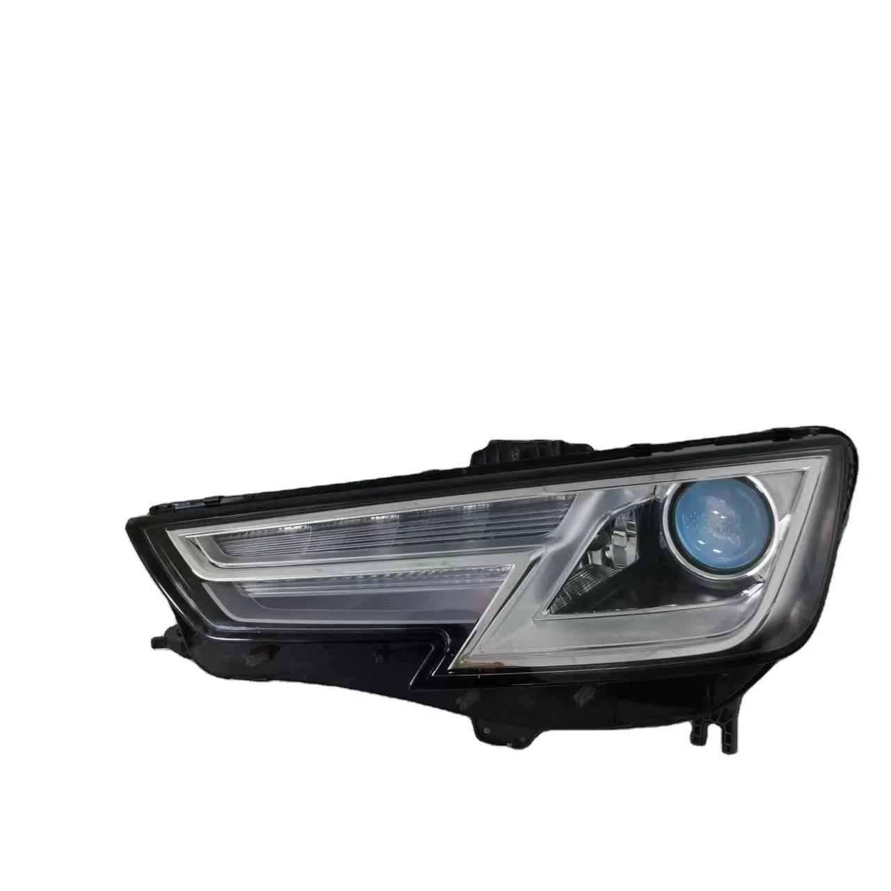 For High Quality New Xenon Headlights for Audi A4 B9 2016-2019 6000k Color Temperature Long Expiration Models 8W0941005 8W094100
