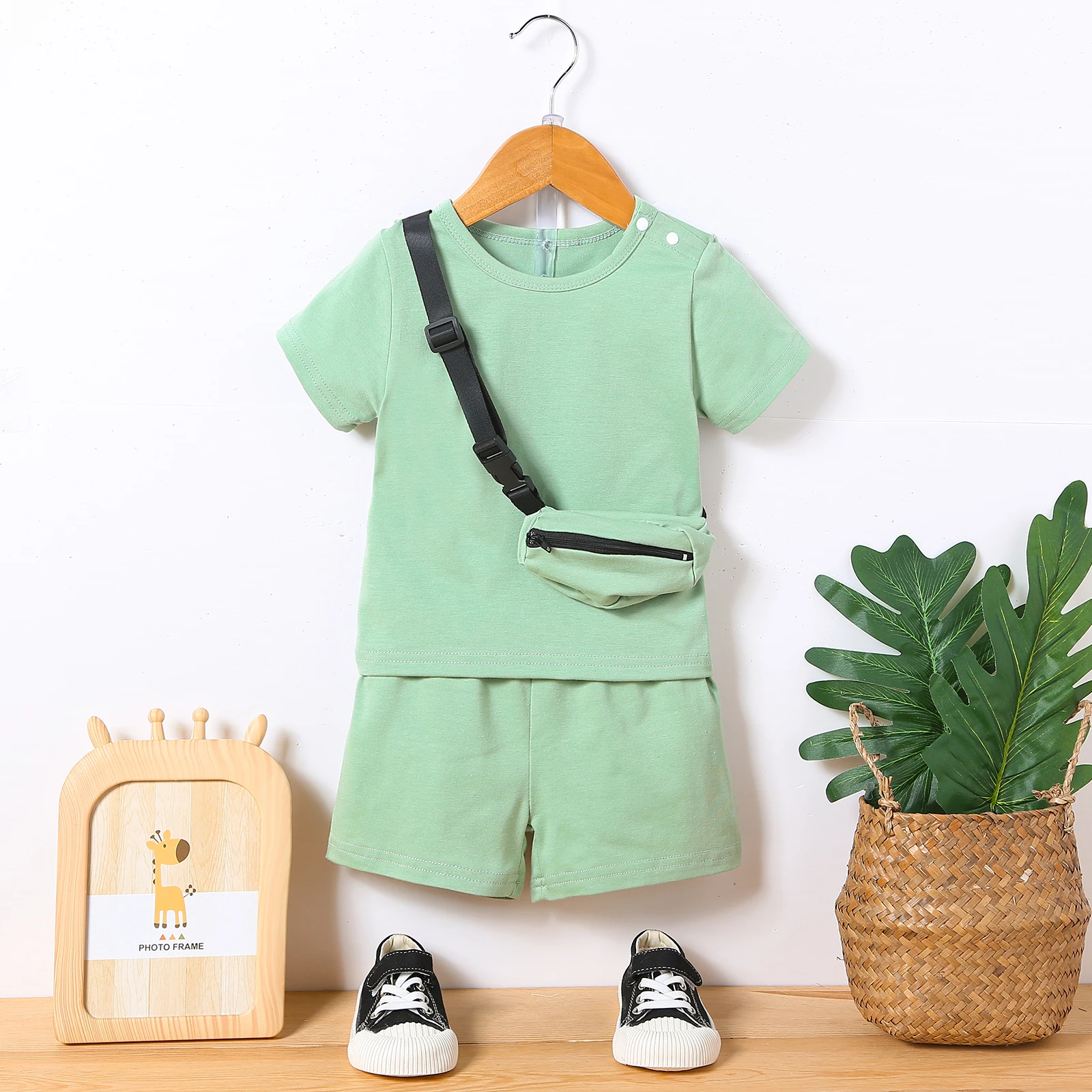 3Pcs Set Toddler Baby Boys Trendy Casual Summer Outfit: Round Neck Short Sleeve T-shirt + Solid Shorts + Zipper Crossbody Bag