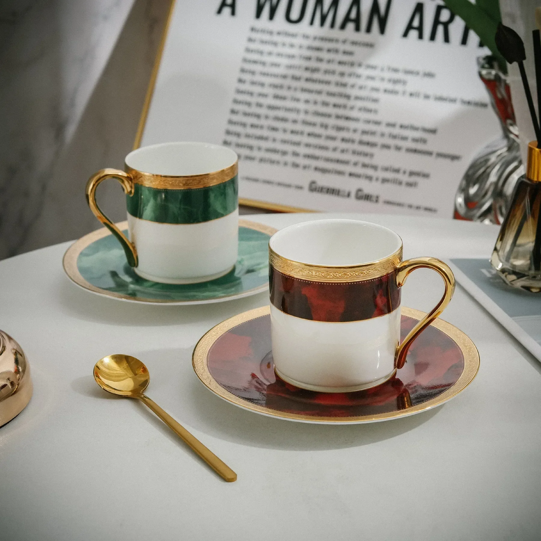 Emerald European-Style Relief Light Luxury Palace Style Gold-Plated Bone China Coffee Cup Couple's Cups Tea Cup  Mug with Spoon