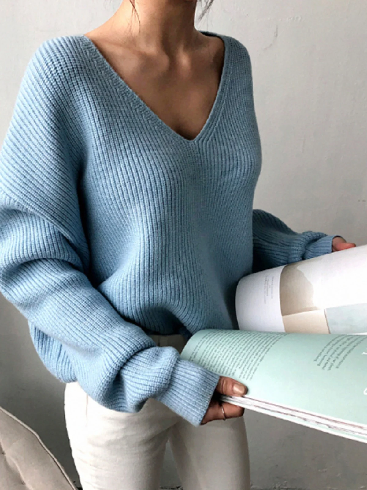 

Ladies Thiened V-Ne Knitted Sweater Boting Loose Sle Winter Faion Korean Version Regular Length Long Sve Top