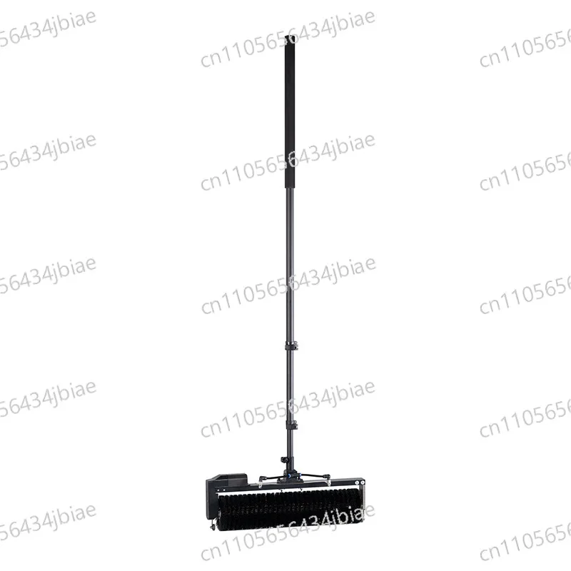 Clean hand-held roller brush dry cleaning water washing electric solar photovoltaic panel cleaning machine